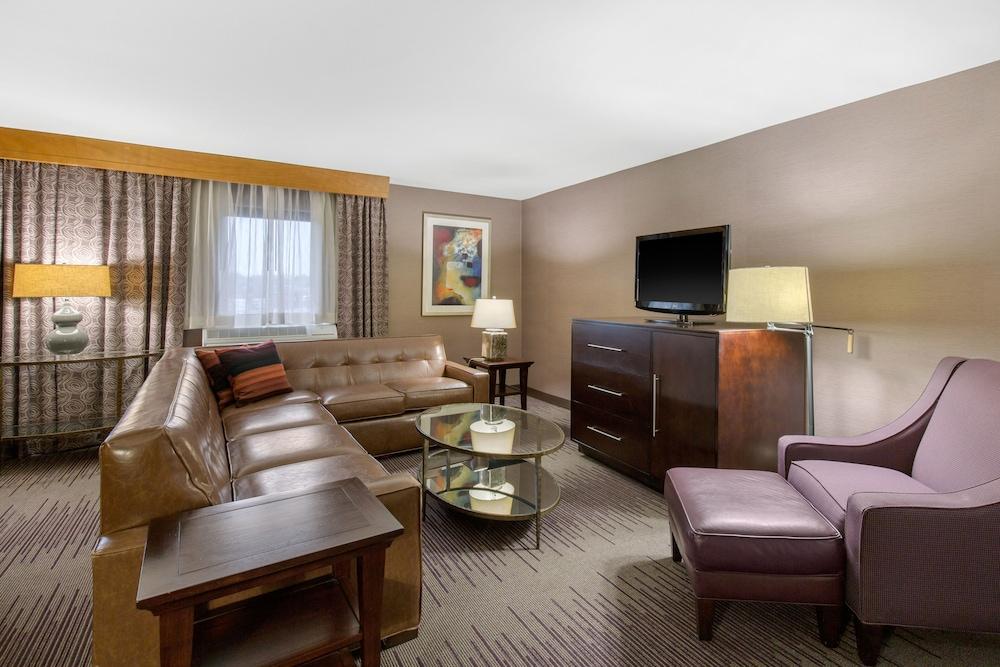 Doubletree By Hilton Downtown - District Wilmington