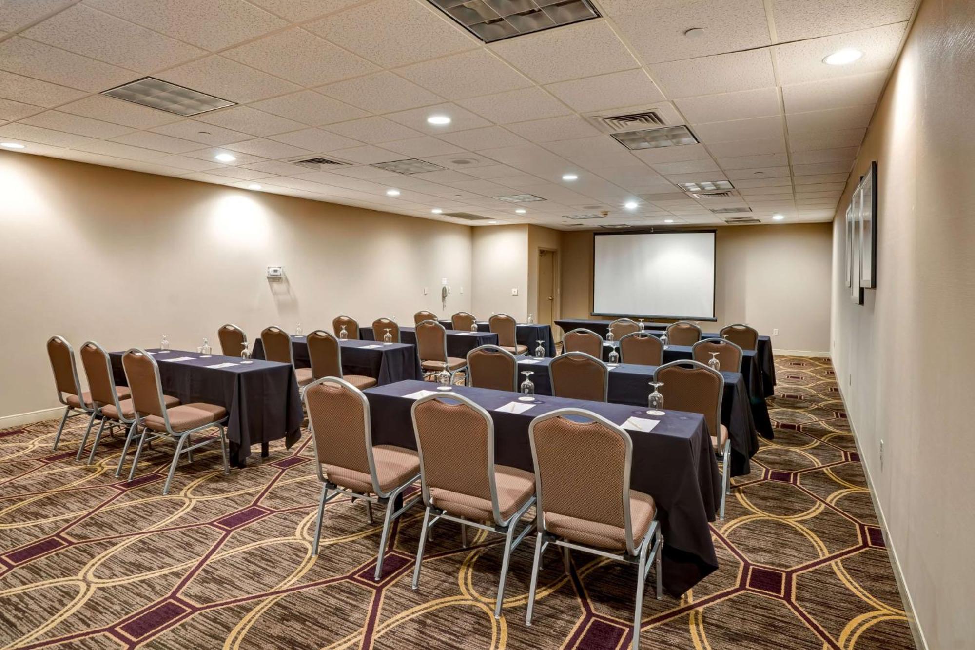 Hotel Doubletree By Hilton Downtown - District