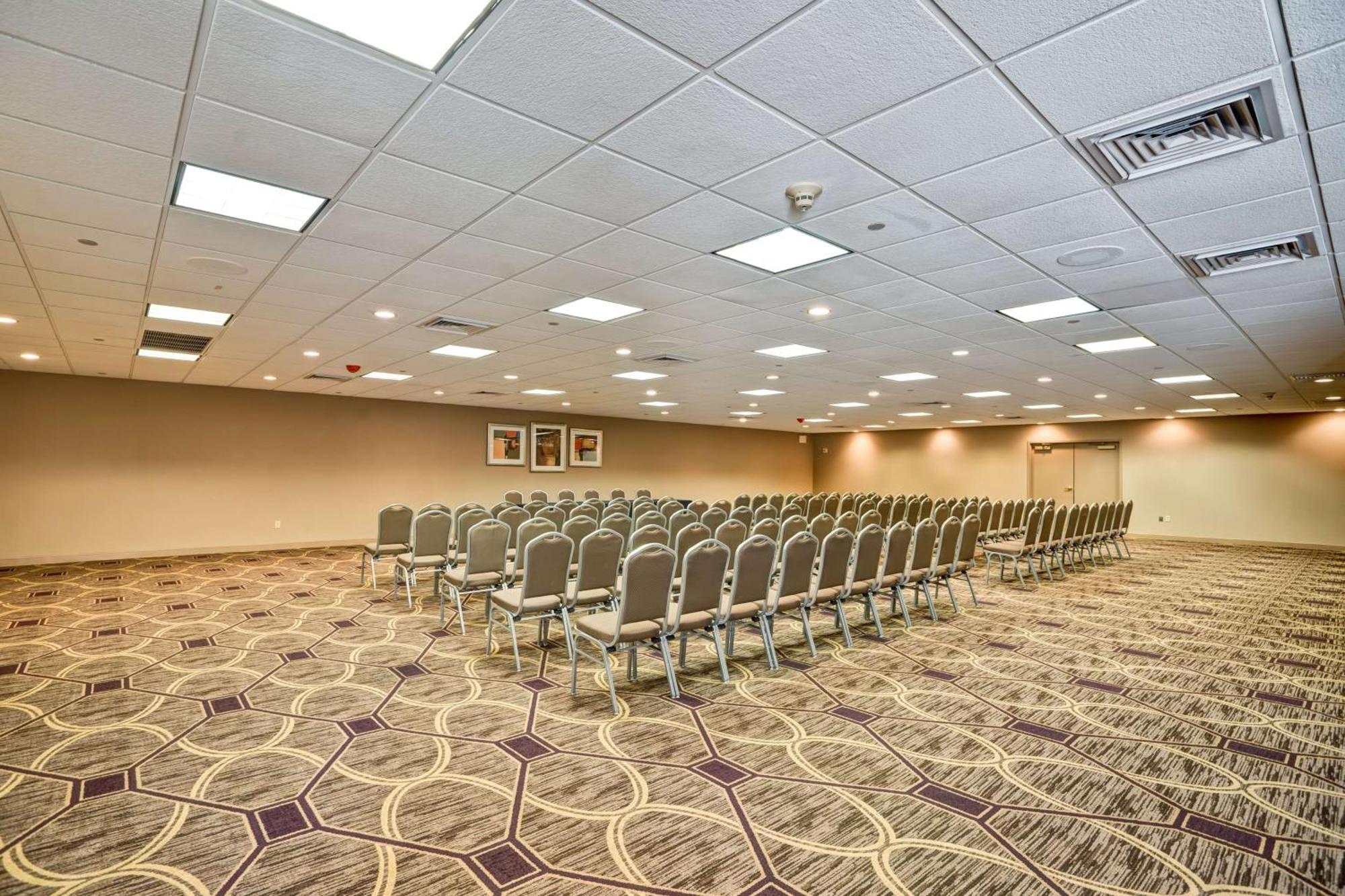 Doubletree By Hilton Downtown - District Hotel 4*