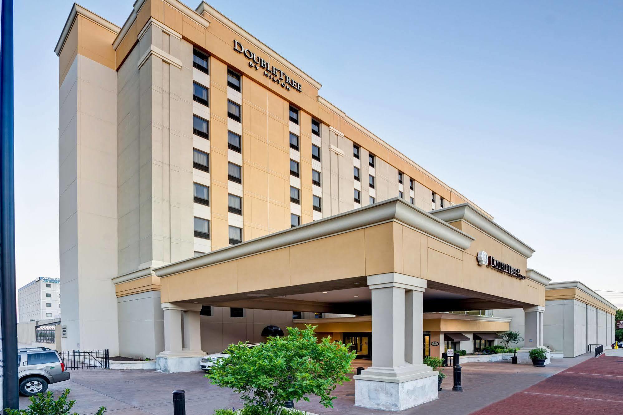 Hotel Doubletree By Hilton Downtown - District 4*